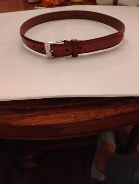 Ralph Lauren Vintage Women's Classic Brown Leather Belt.